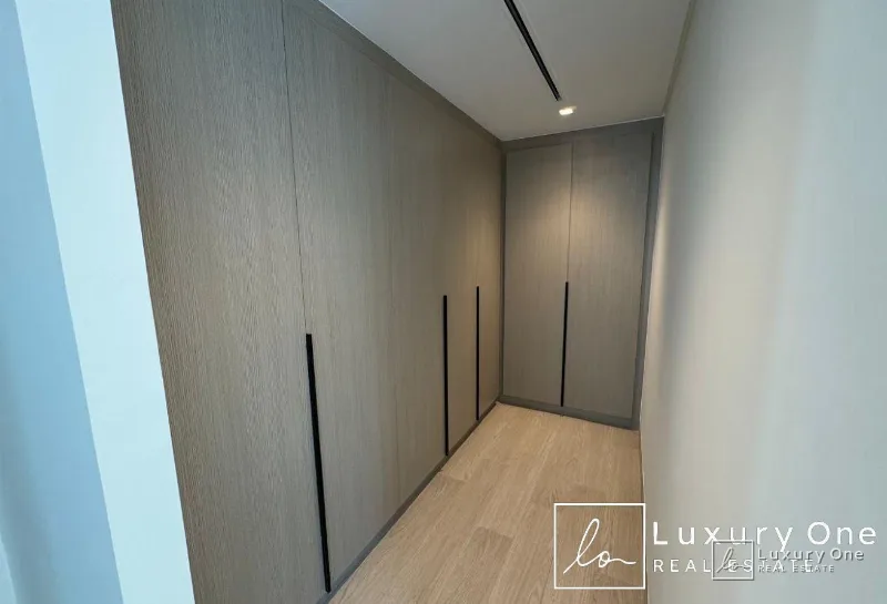 Larger Corner Unit | Vastu Compliant | 4 Br + Maid photo 9