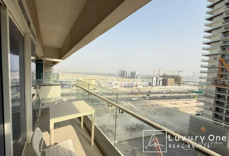Prime Location | Fully Furnished | Vacant photo 7