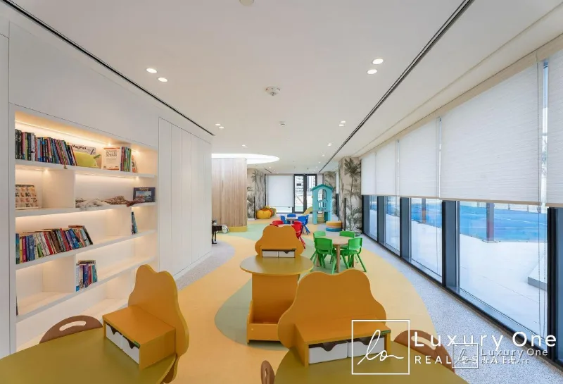 Fully Furnished | Downtown View | Ready to Move photo 10