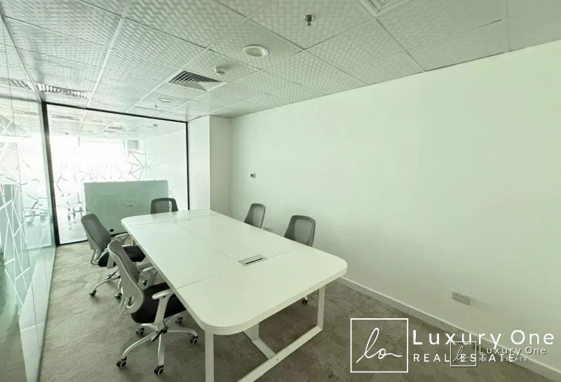 Fully Furnished | Open layout | Flexible Cheques photo 7