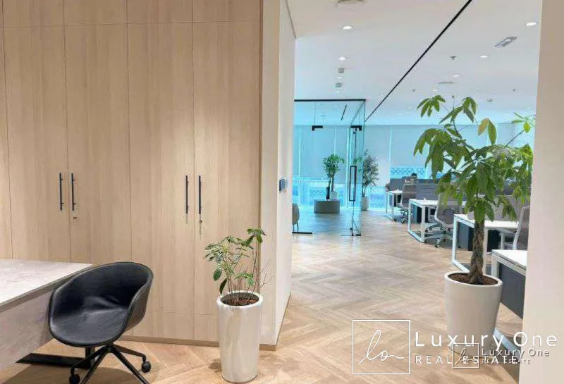 Luxury Fitout | Floor to Ceiling windows | Corner| photo 10