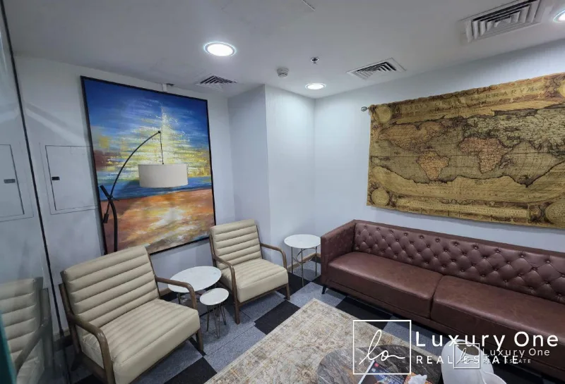 Fitted Office | Near Metro | Pantry | Vacant photo 4
