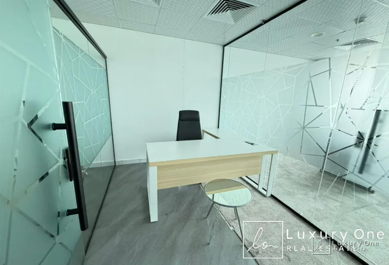Fully Furnished | Open layout | Flexible Cheques photo 9
