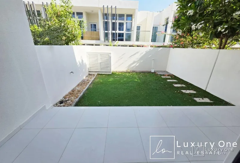 Best Deal | 2BR Villa | Garden and Terrace View photo 4